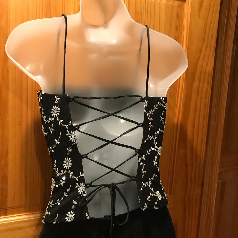 Blondie Nites Dress - Picture 7 of 10